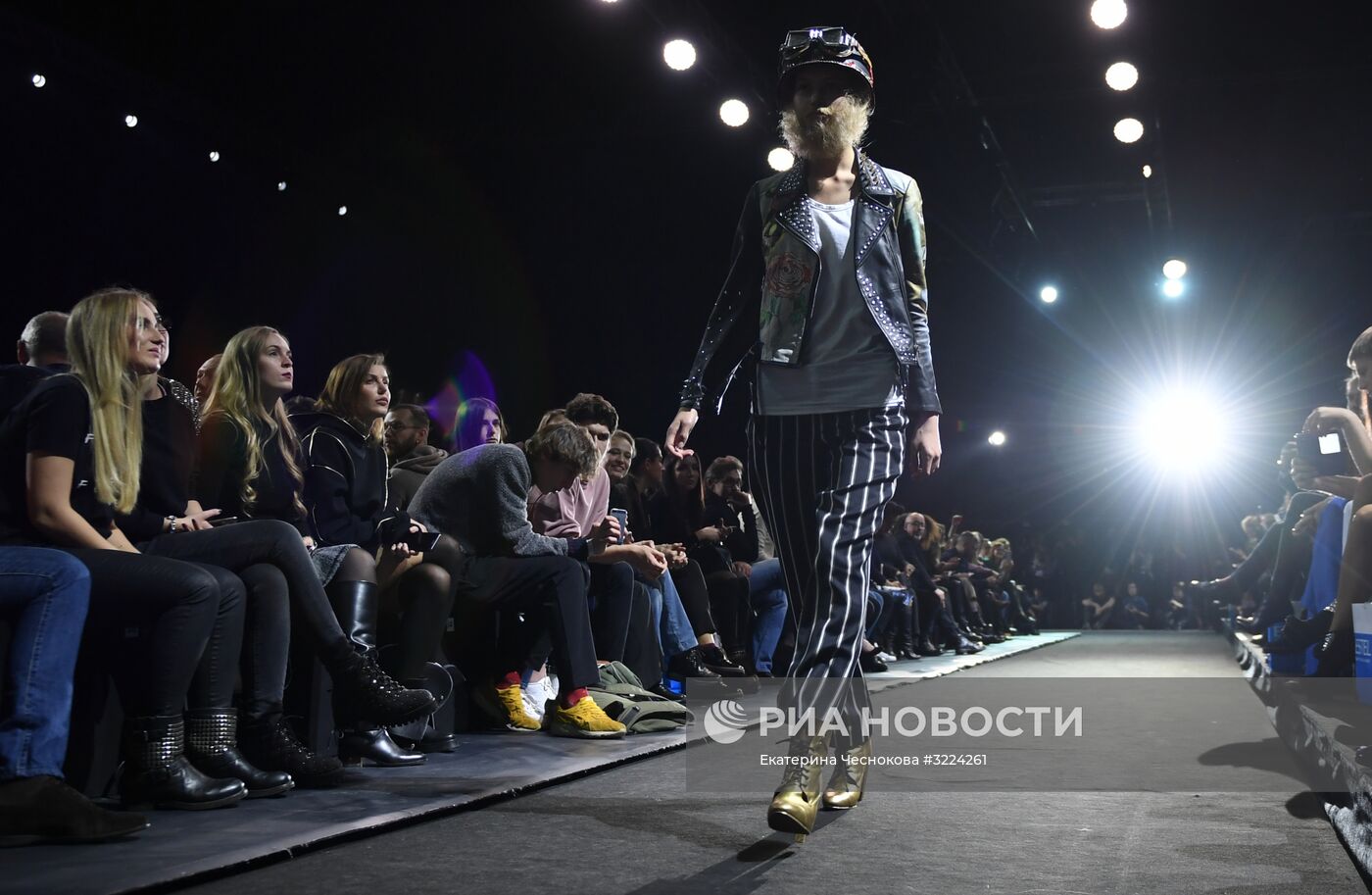 Неделя моды в Гостином дворе "Moscow Fashion Week". День пятый