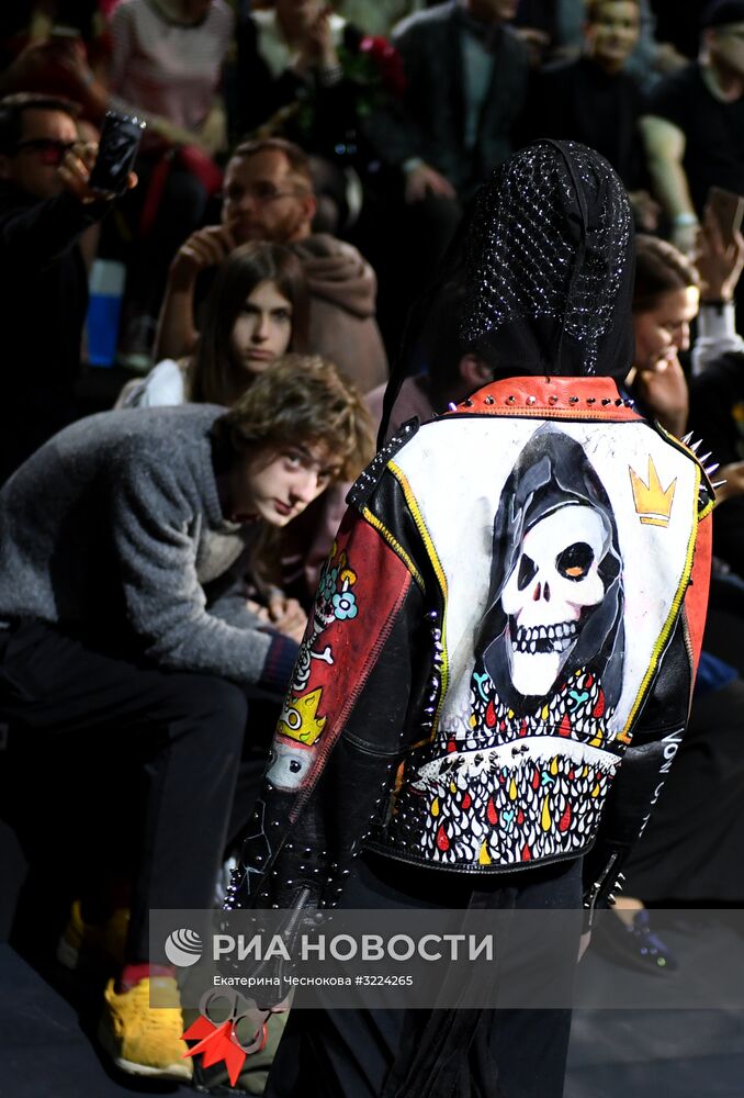 Неделя моды в Гостином дворе "Moscow Fashion Week". День пятый