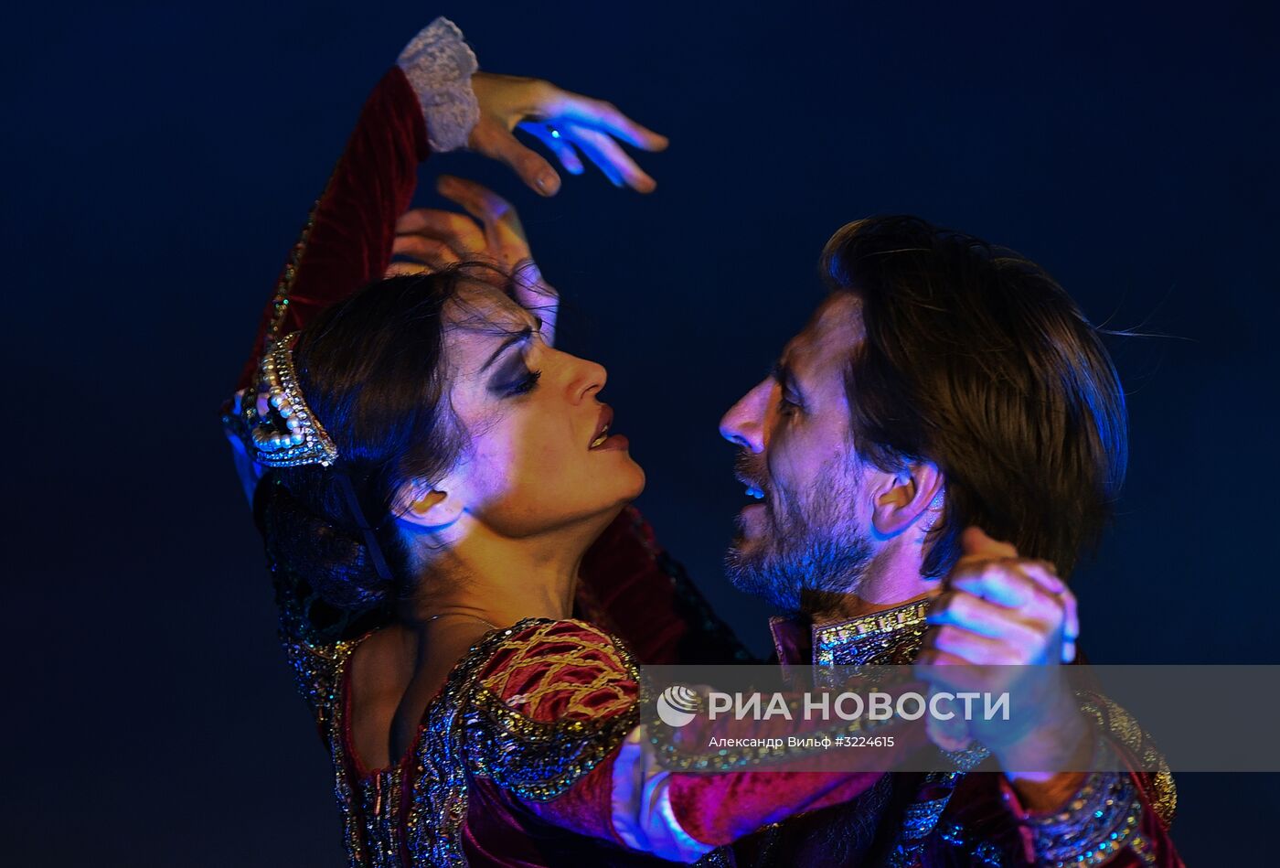 Премьера ледового спектакля Ильи Авербуха "Ромео и Джульетта"