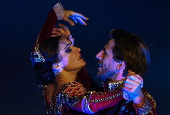 Премьера ледового спектакля Ильи Авербуха "Ромео и Джульетта"
