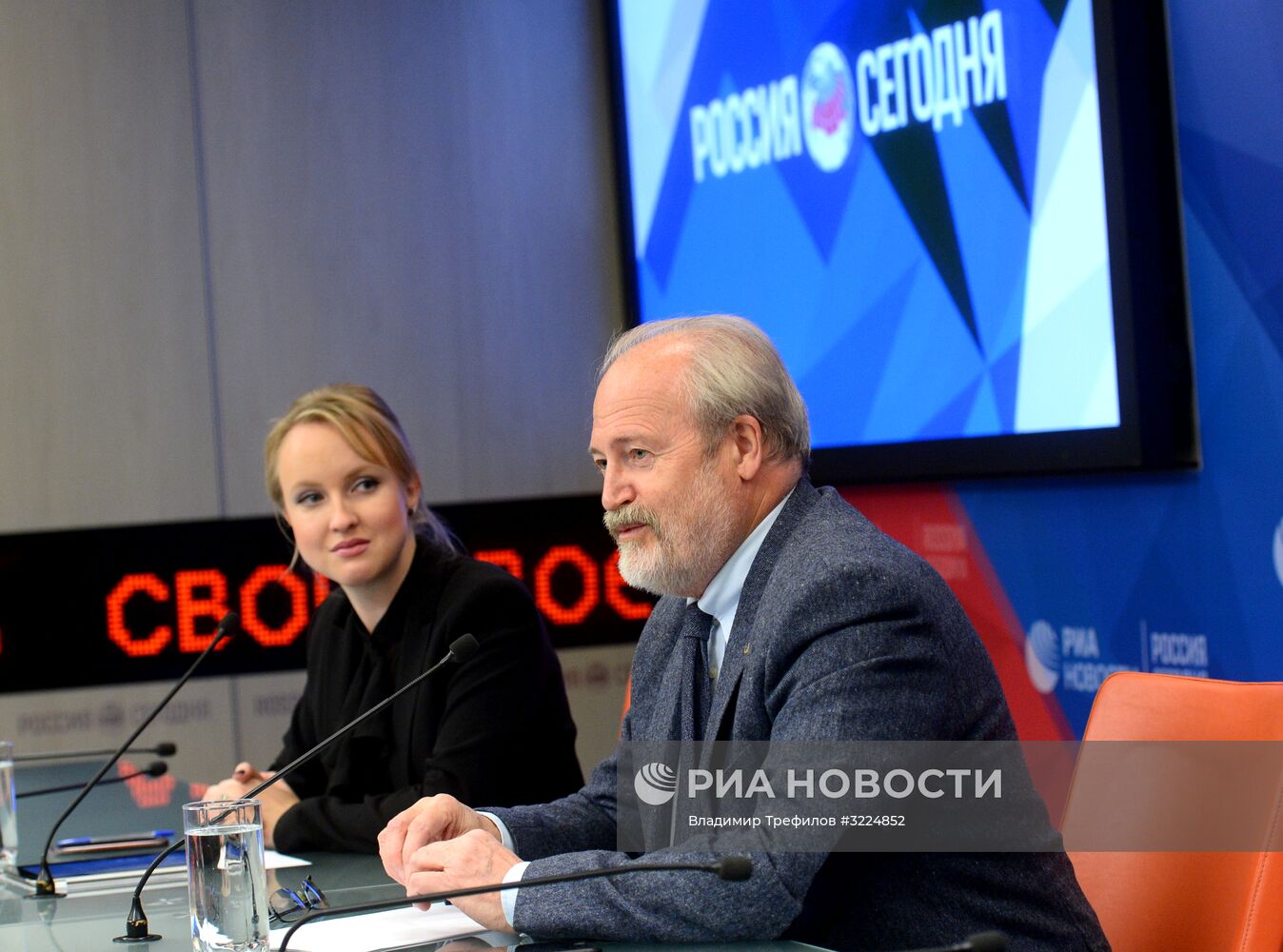 Пресс-конференция режиссера Владимира Хотиненко