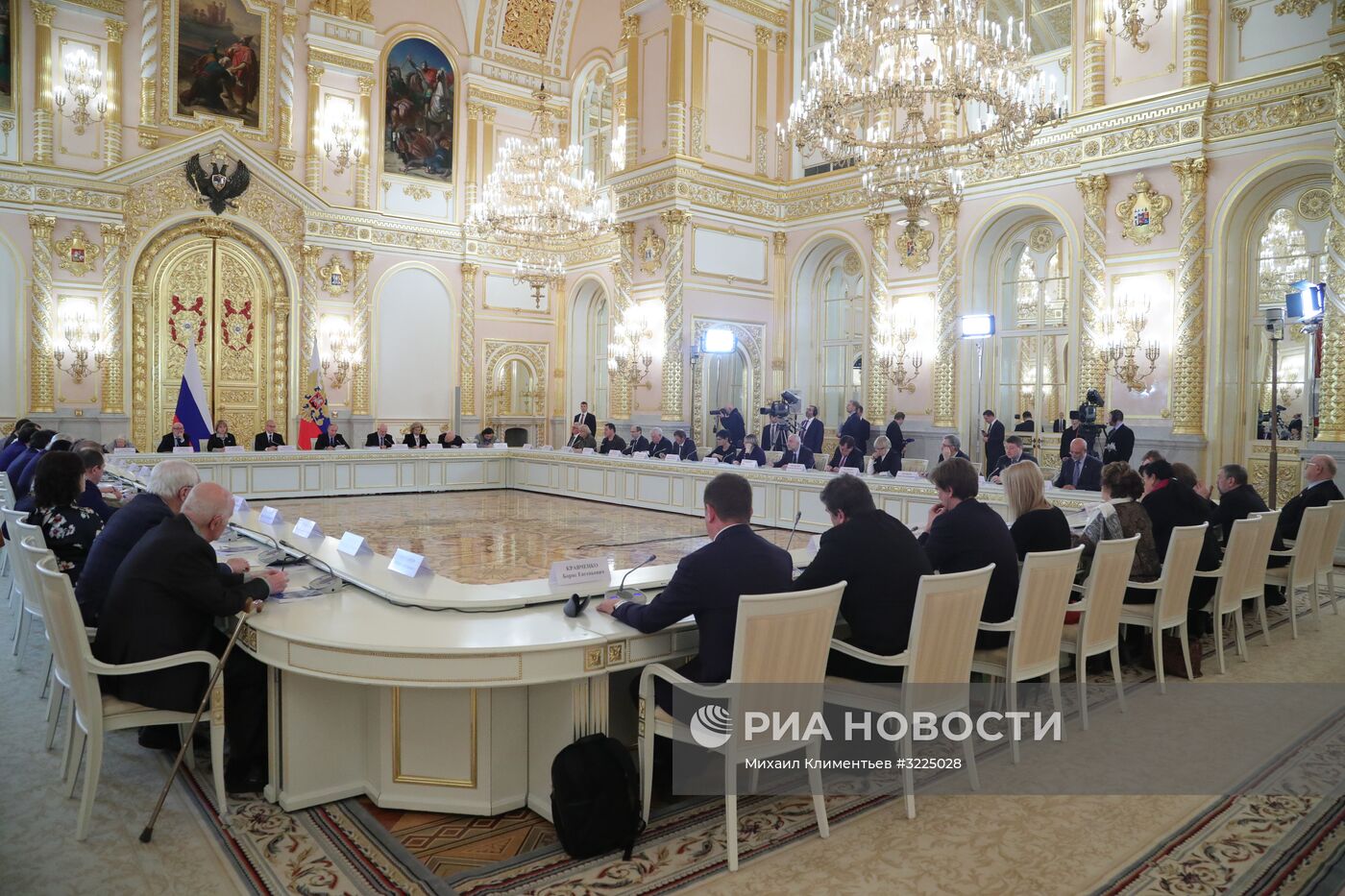 Президент РФ В. Путин провел встречу с членами Совета по развитию гражданского общества и правам человека