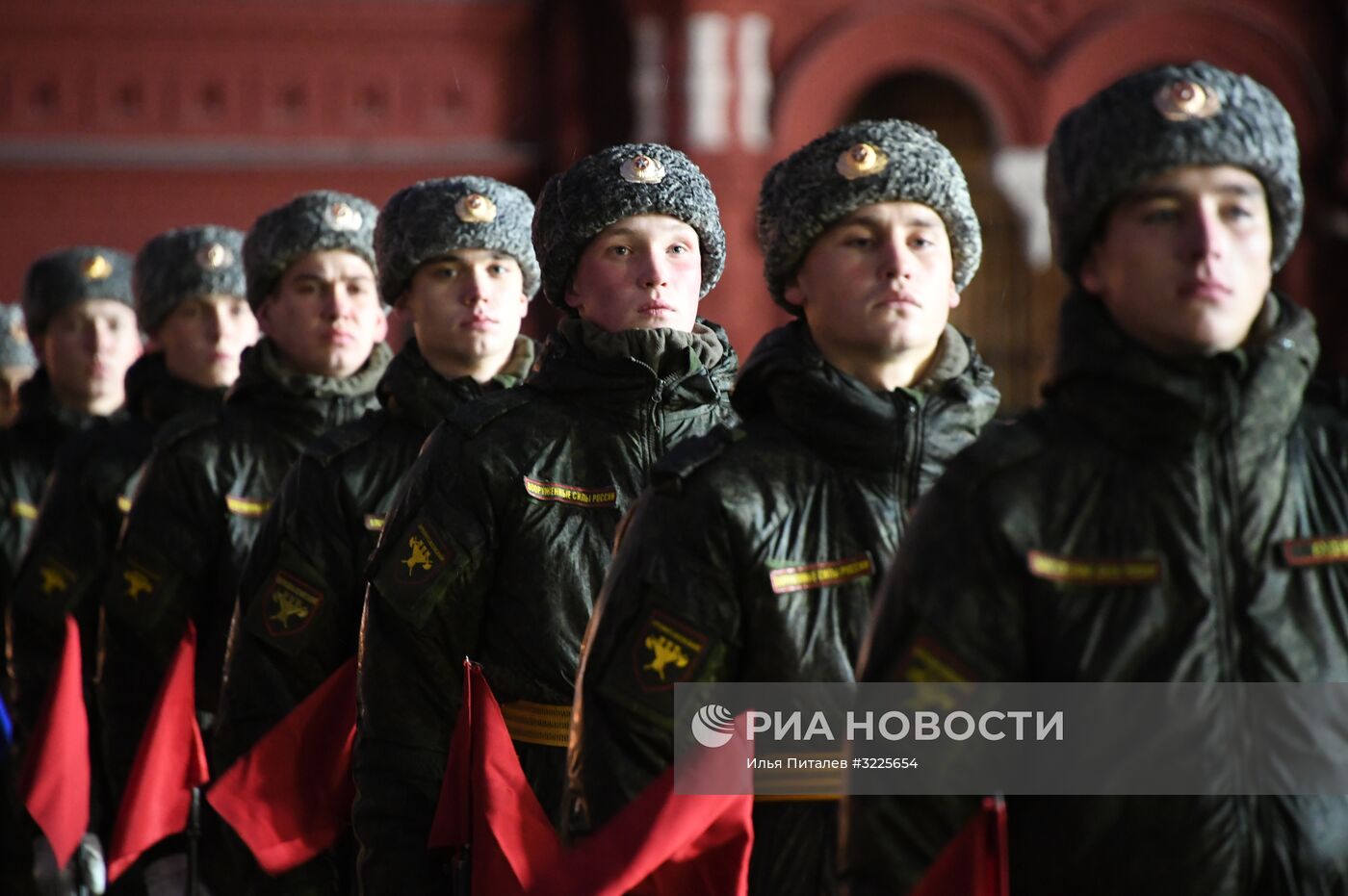 Репетиция марша, посвященного 76-й годовщине парада 1941 года