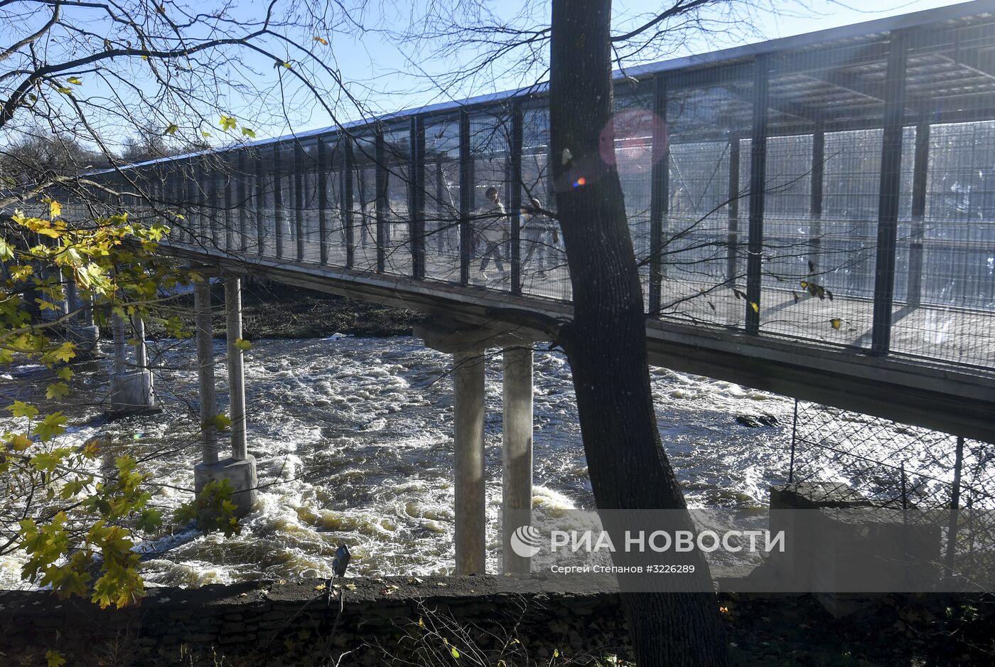 Пешеходный КПП "Нарва-2" открылся на границе РФ и Эстонии