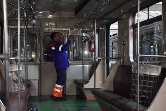 Обеззараживание вагонов метро