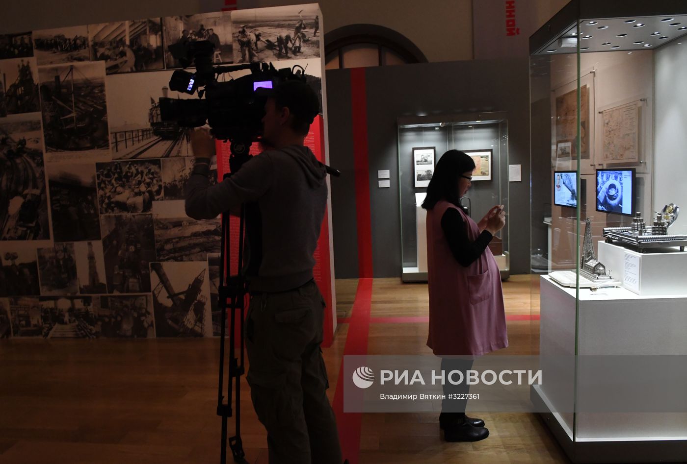 Выставка "Энергия мечты. К 100-летию Великой российской революции"