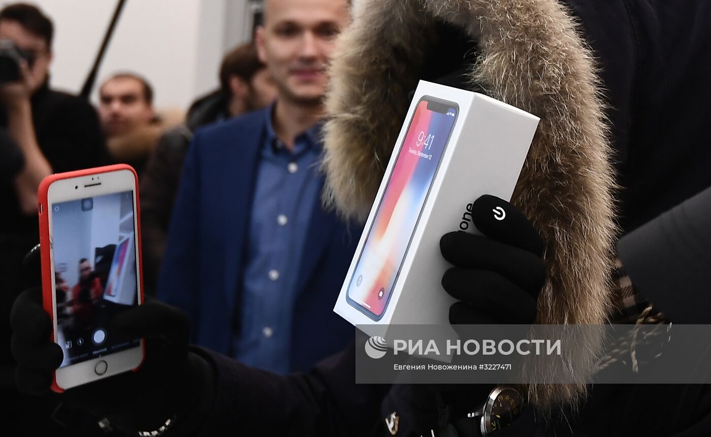 Старт продаж iPhone X в России