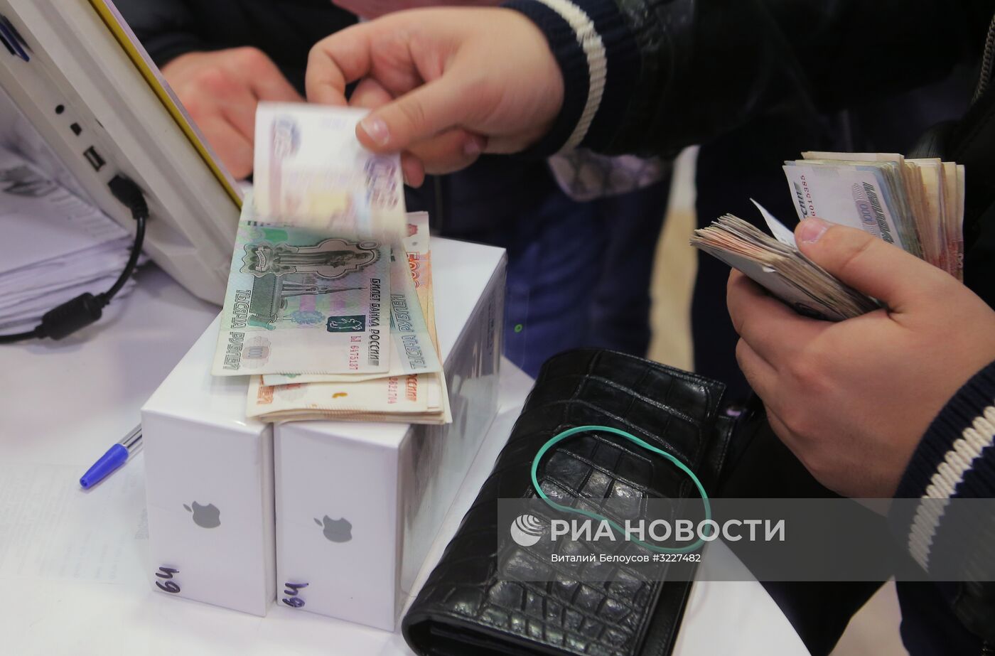 Старт продаж iPhone X в России