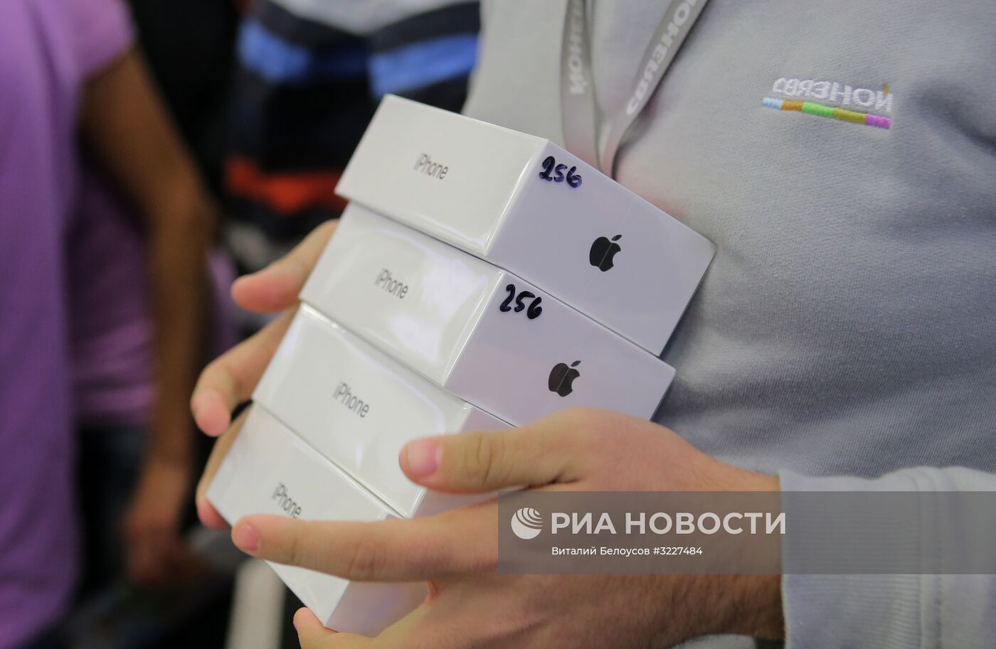 Старт продаж iPhone X в России