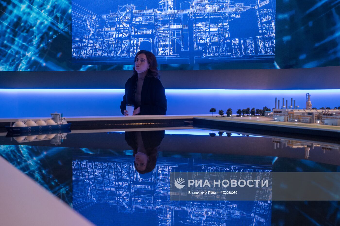 Выставка "Россия, устремленная в будущее"