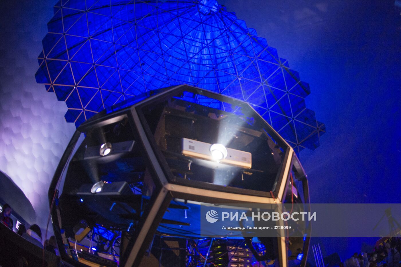 Открытие самого большого в мире планетария в Санкт-Петербурге