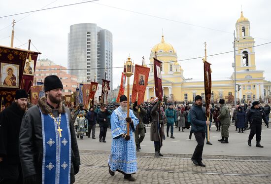Праздник Казанской иконы Божией Матери в городах России