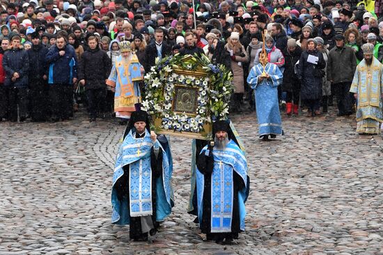 Праздник Казанской иконы Божией Матери в городах России