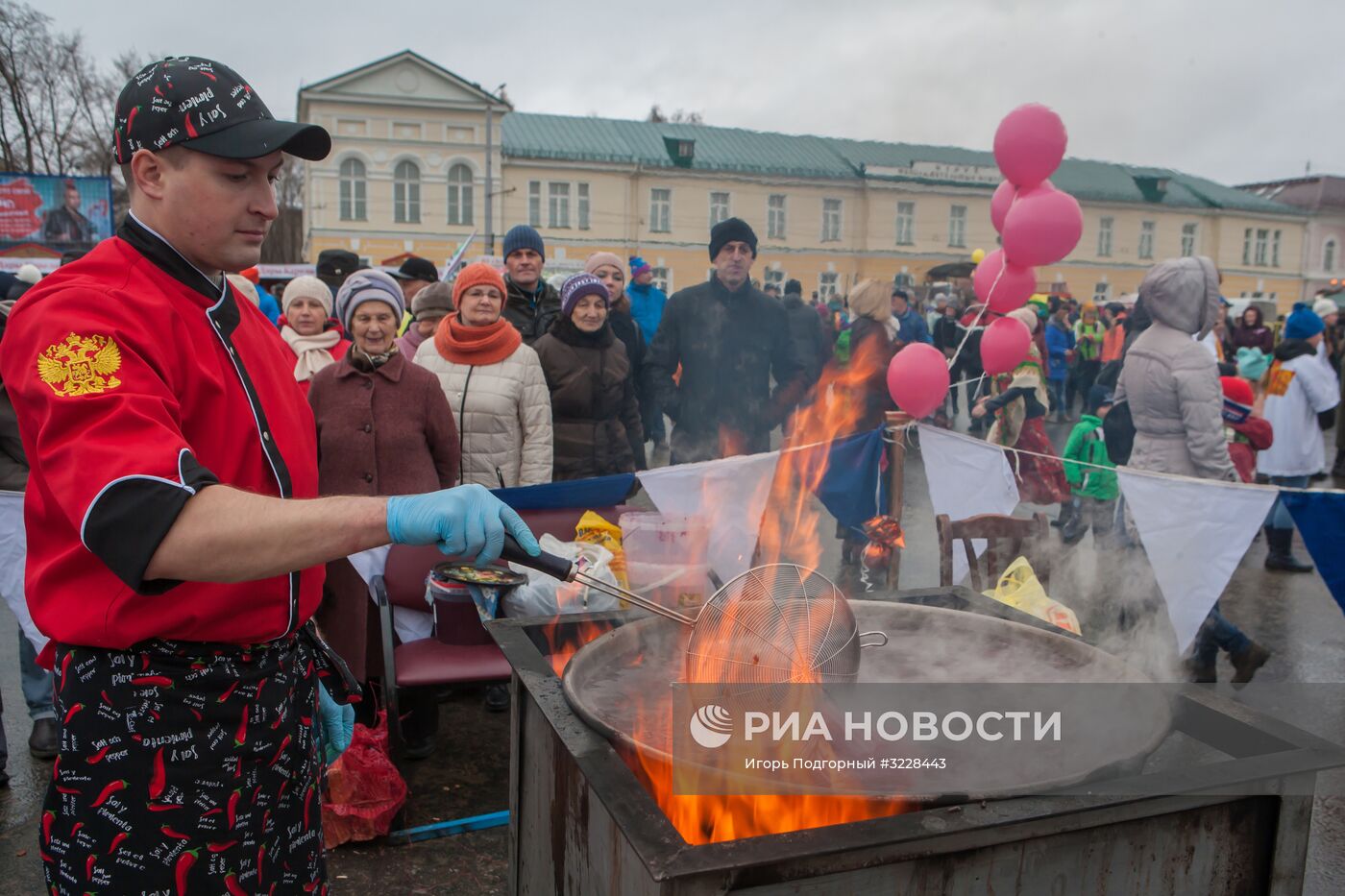 Празднование Дня народного единства в городах России