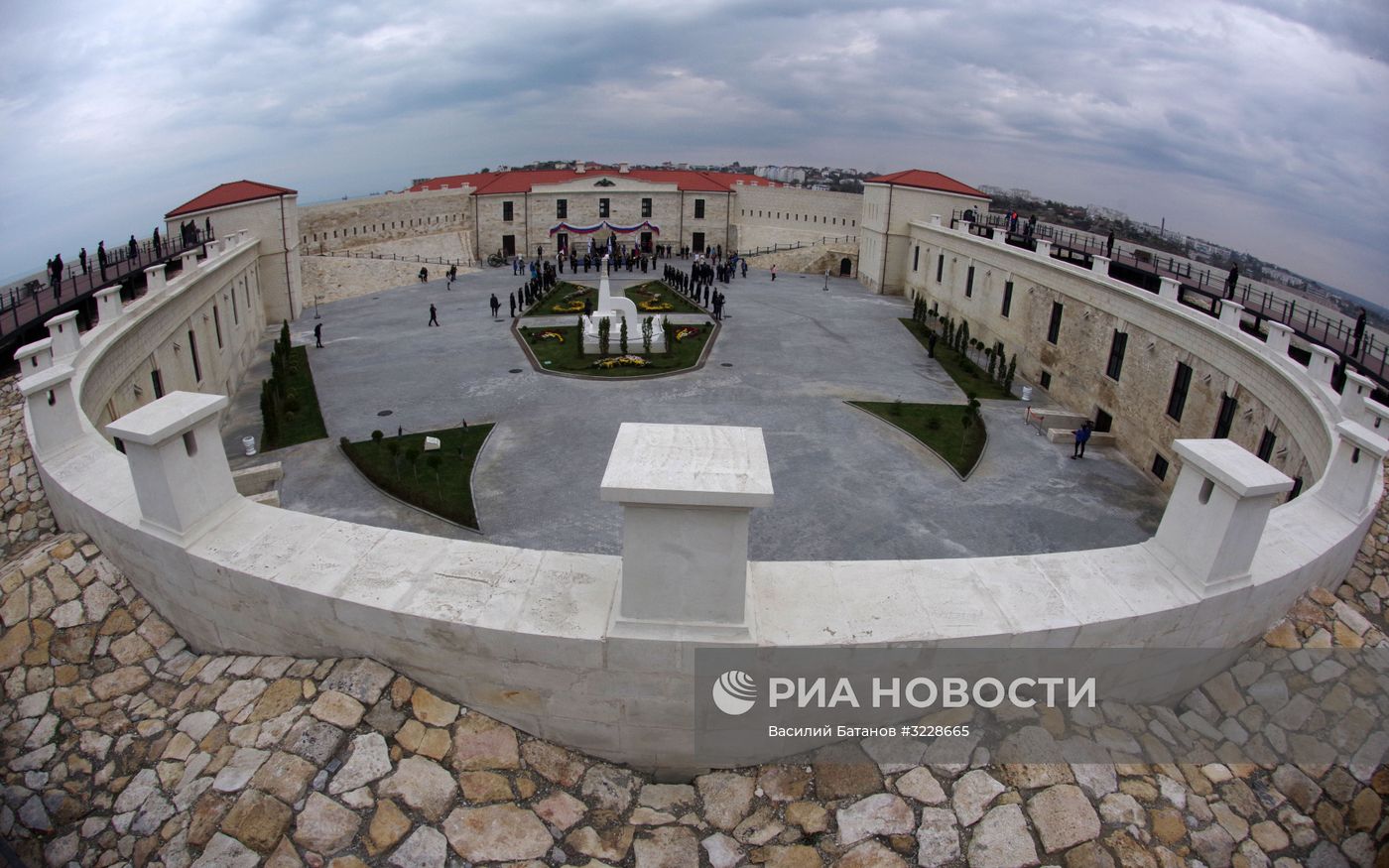Музейный комплекс "Константиновская батарея" открылся в Севастополе