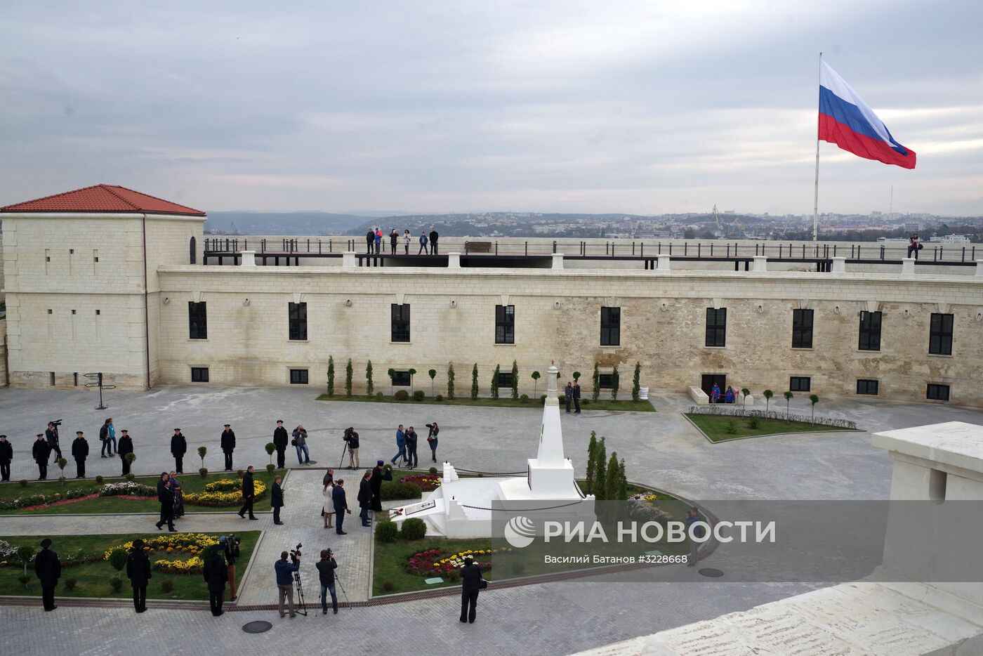 Музейный комплекс "Константиновская батарея" открылся в Севастополе