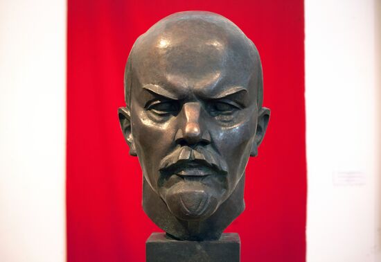 Выставка "Ленин’17" открылась в Минске