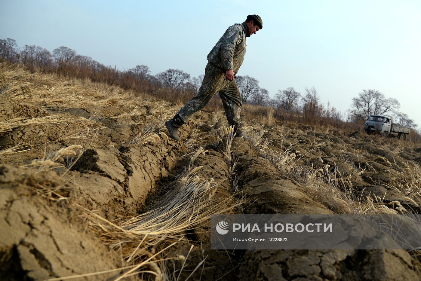 Участник программы "Дальневосточный гектар" Иван Панин в Хабаровском крае