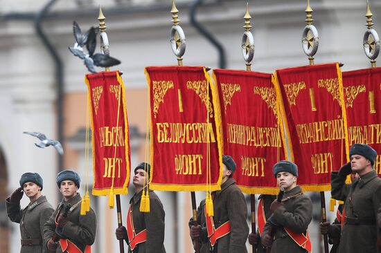 Генеральная репетиция марша, посвященного 76-й годовщине парада 1941 года