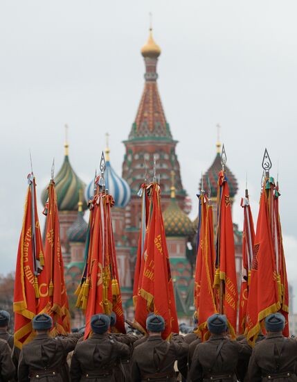 Генеральная репетиция марша, посвященного 76-й годовщине парада 1941 года