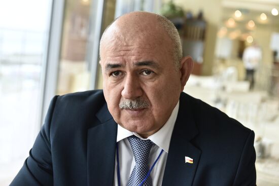 Форум друзей Крыма открылся в Ялте