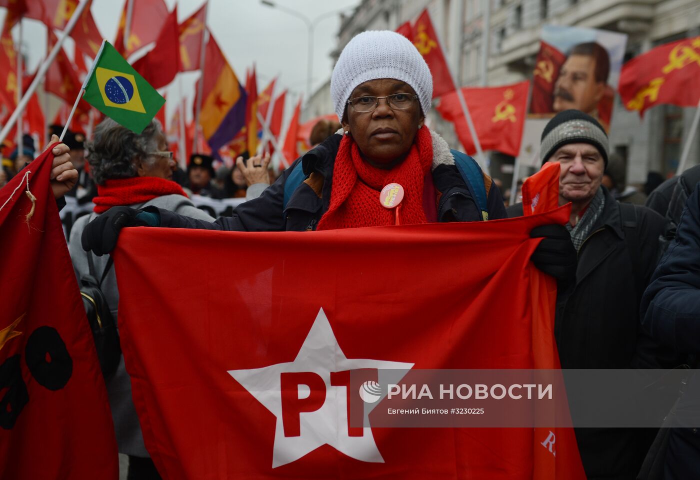 Митинг и шествие КПРФ в Москве