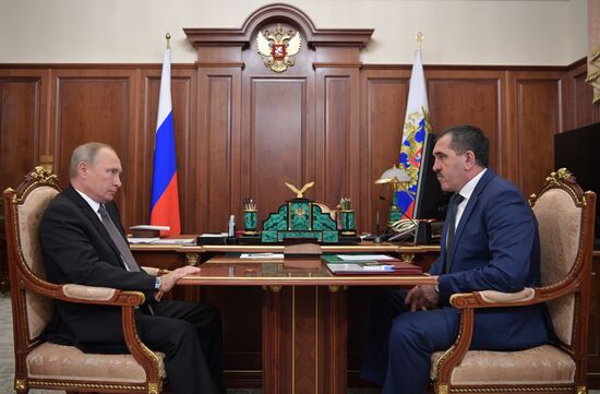 Президент РФ Владимир Путин встретился с главой Ингушетии Юнус-Беком Евкуровым
