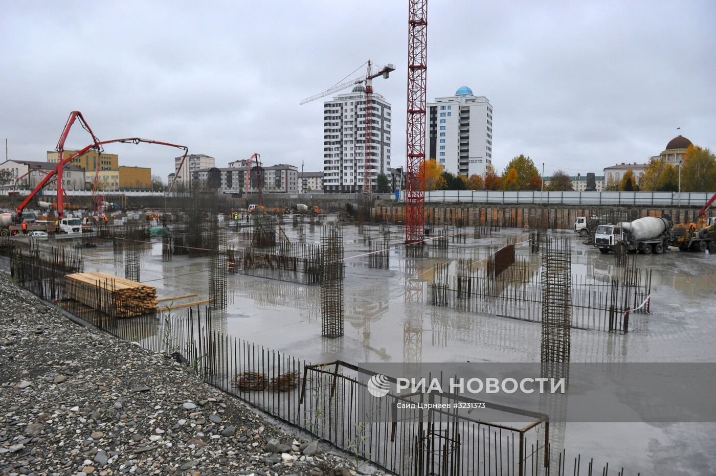Строительство башни "Ахмат Тауэр" в Грозном