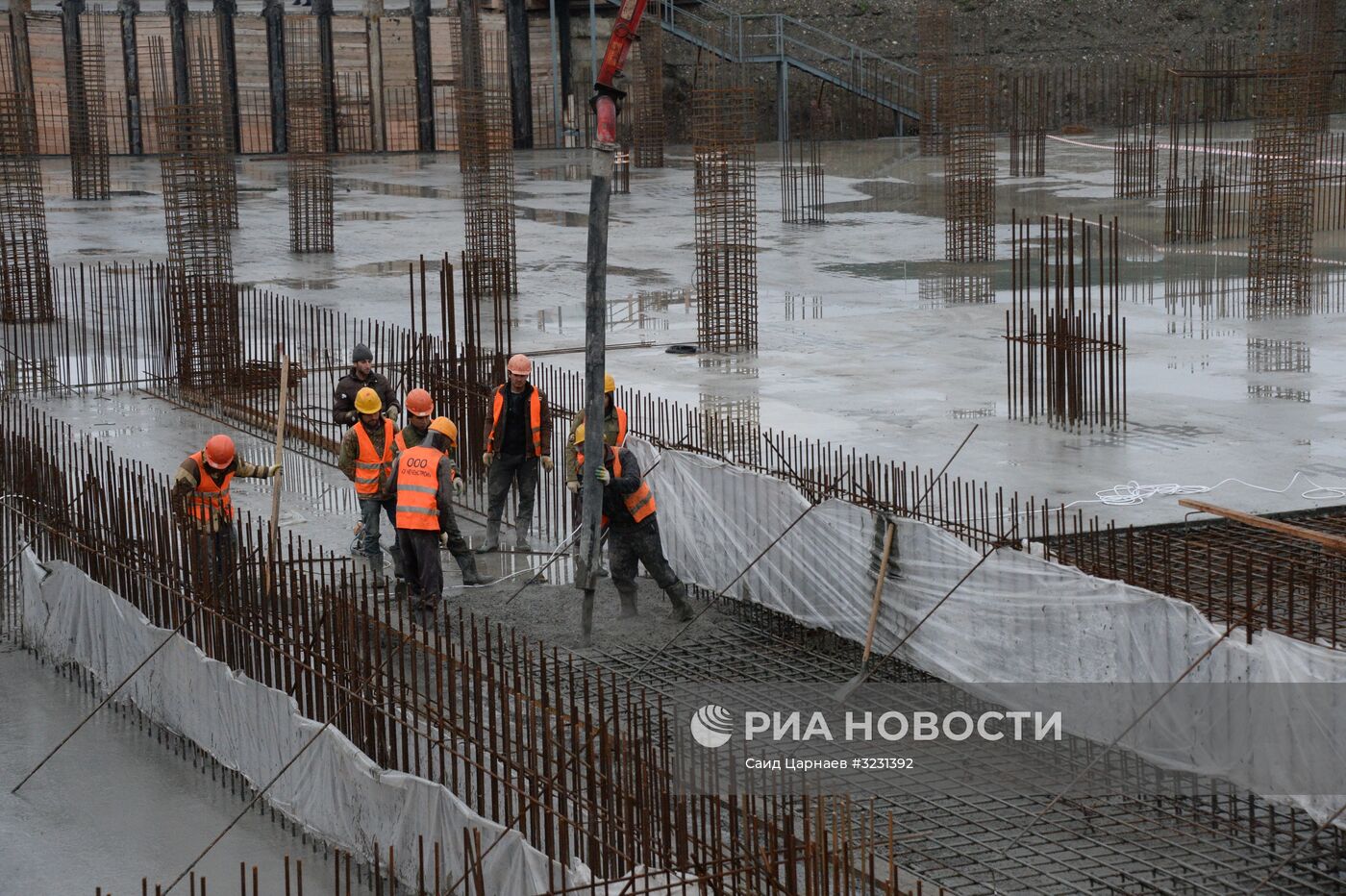 Строительство башни "Ахмат Тауэр" в Грозном