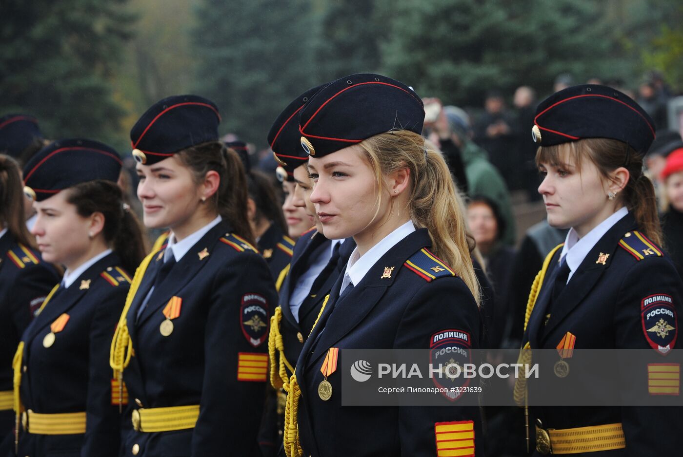 Парад в честь Дня сотрудников органов внутренних дел в Ростове-на-Дону |  РИА Новости Медиабанк