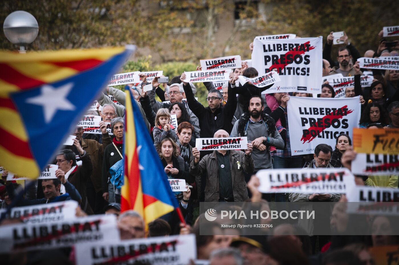 Митинг в защиту независимости Каталонии в Барселоне