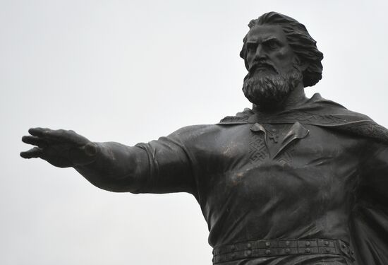 Открытие памятника Ивану III в Калуге