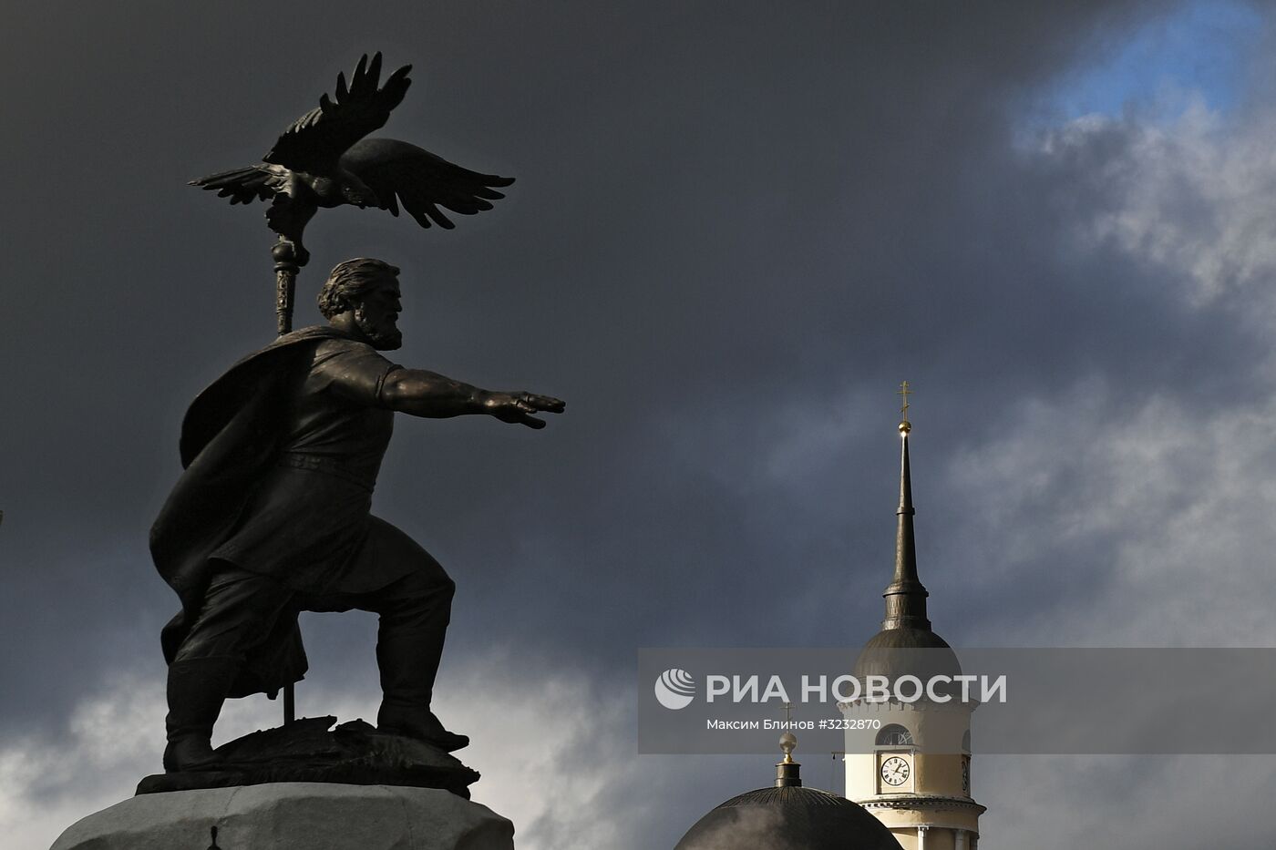 Открытие памятника Ивану III в Калуге