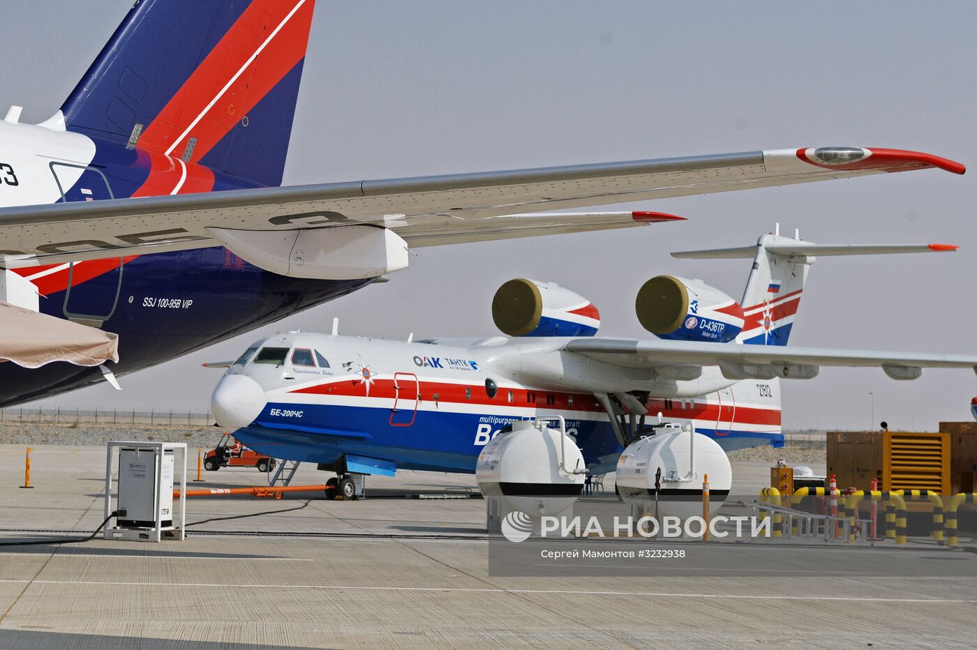 Вице-премьер Д. Рогозин посетил выставку Dubai Airshow 2017