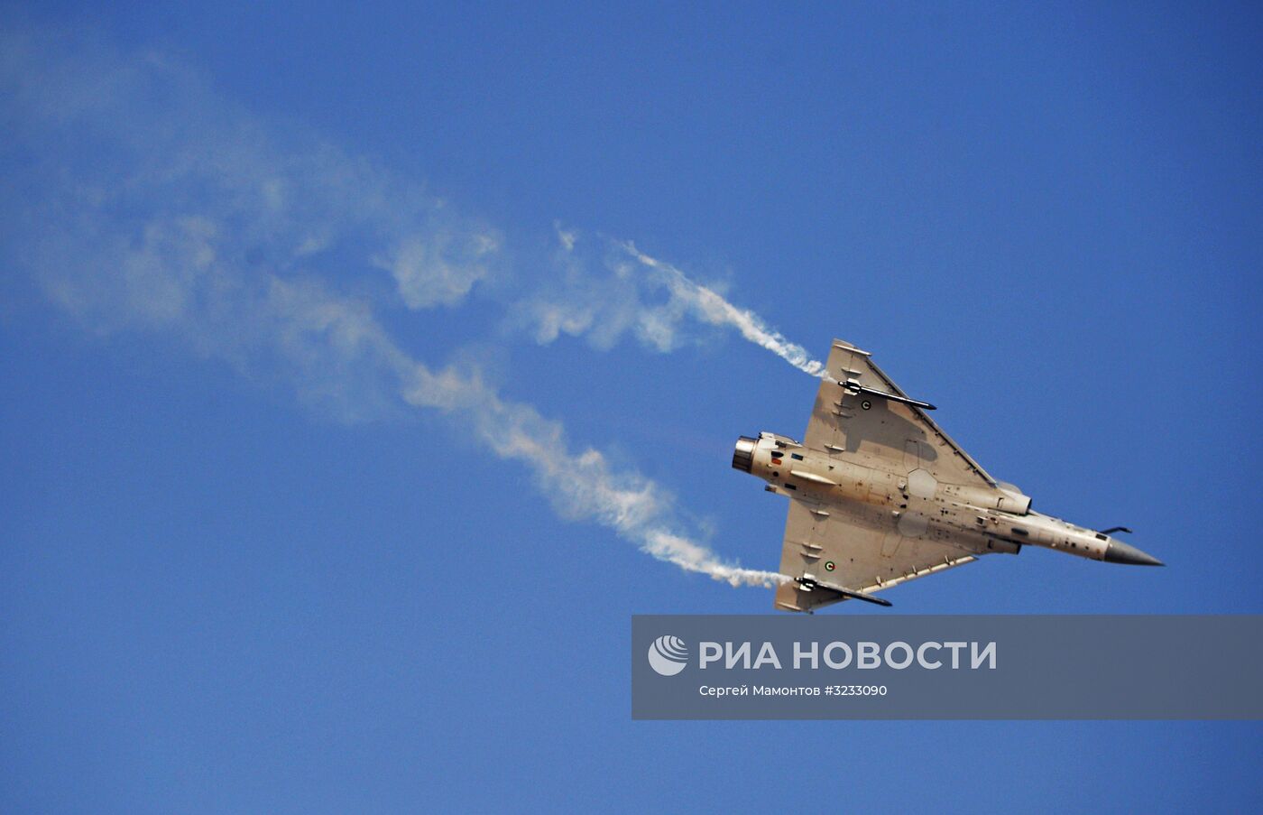 Вице-премьер Д. Рогозин посетил выставку Dubai Airshow 2017