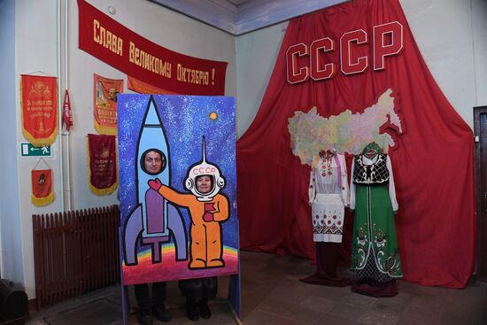 Экспозиция "Советская эпоха" в ДК посёлка ГЭС в Рыбинске