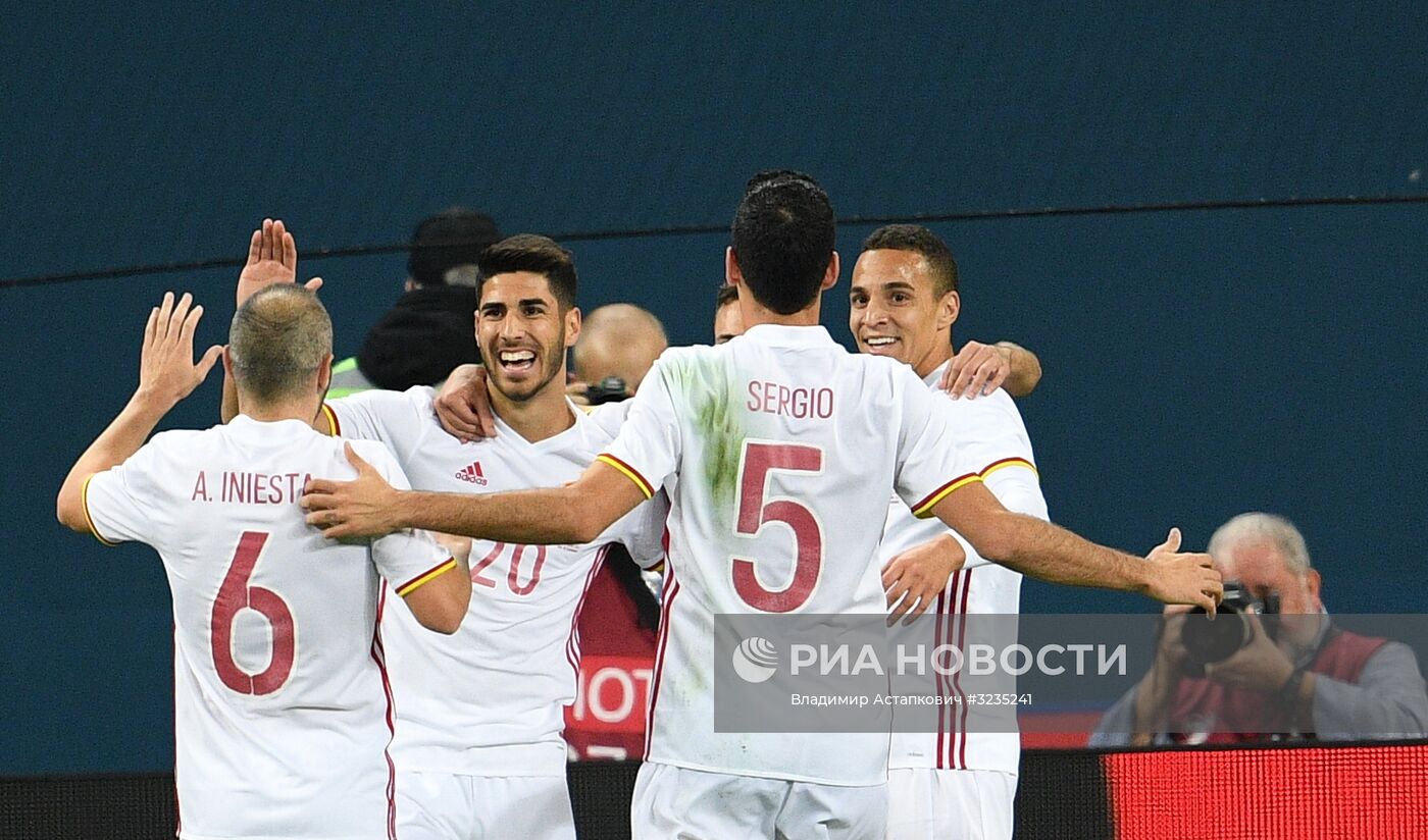 Футбол. Товарищеский матч. Россия - Испания