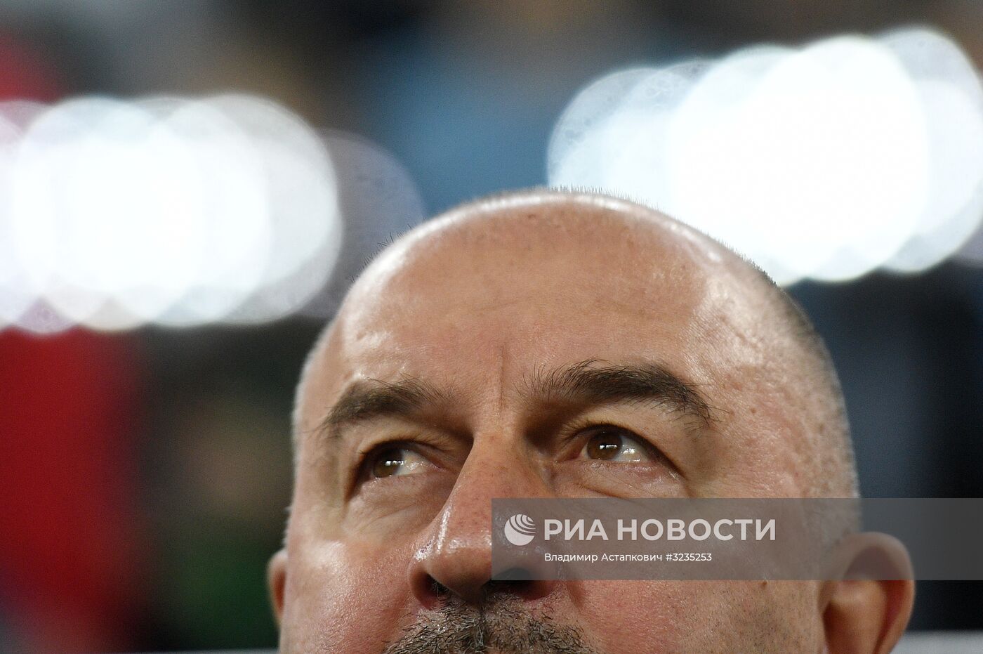 Футбол. Товарищеский матч. Россия - Испания