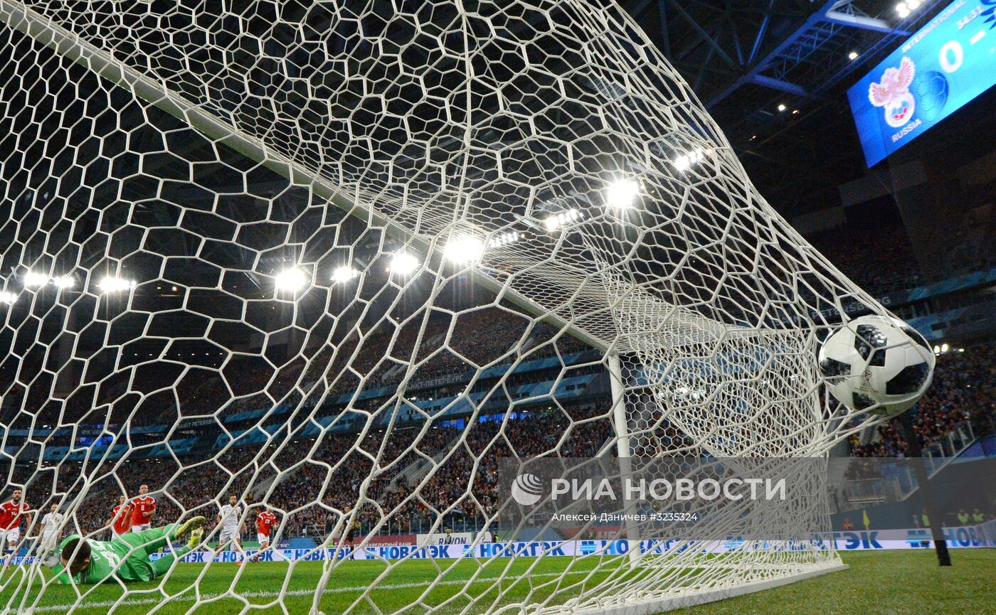 Футбол. Товарищеский матч. Россия - Испания