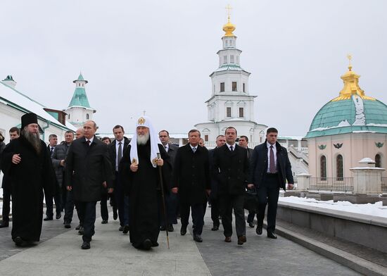 Президент РФ В. Путин и премьер-министр РФ Д. Медведев посетили Воскресенский Ново-Иерусалимский монастырь