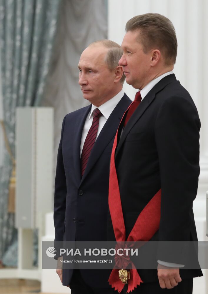 Президент РФ В. Путин вручил государственные награды в Кремле
