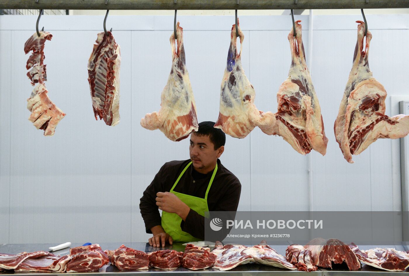 Открытие оптово-розничного центра "Фудсиб" в Новосибирске