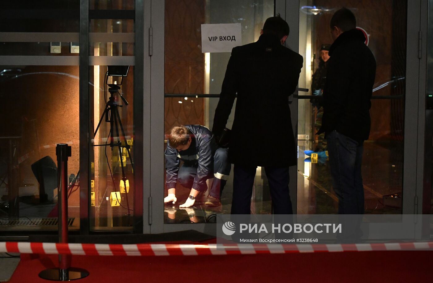 Шесть человек пострадали в результате драки со стрельбой возле комплекса "Москва-сити"