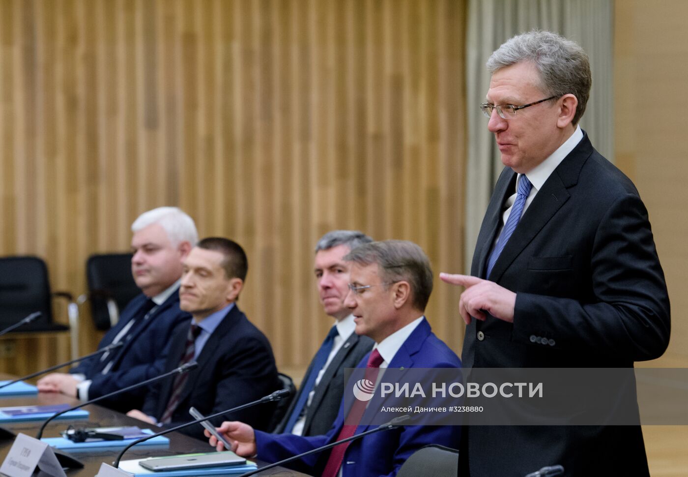 Рабочая поездка президента РФ В. Путина в Санкт-Петербург