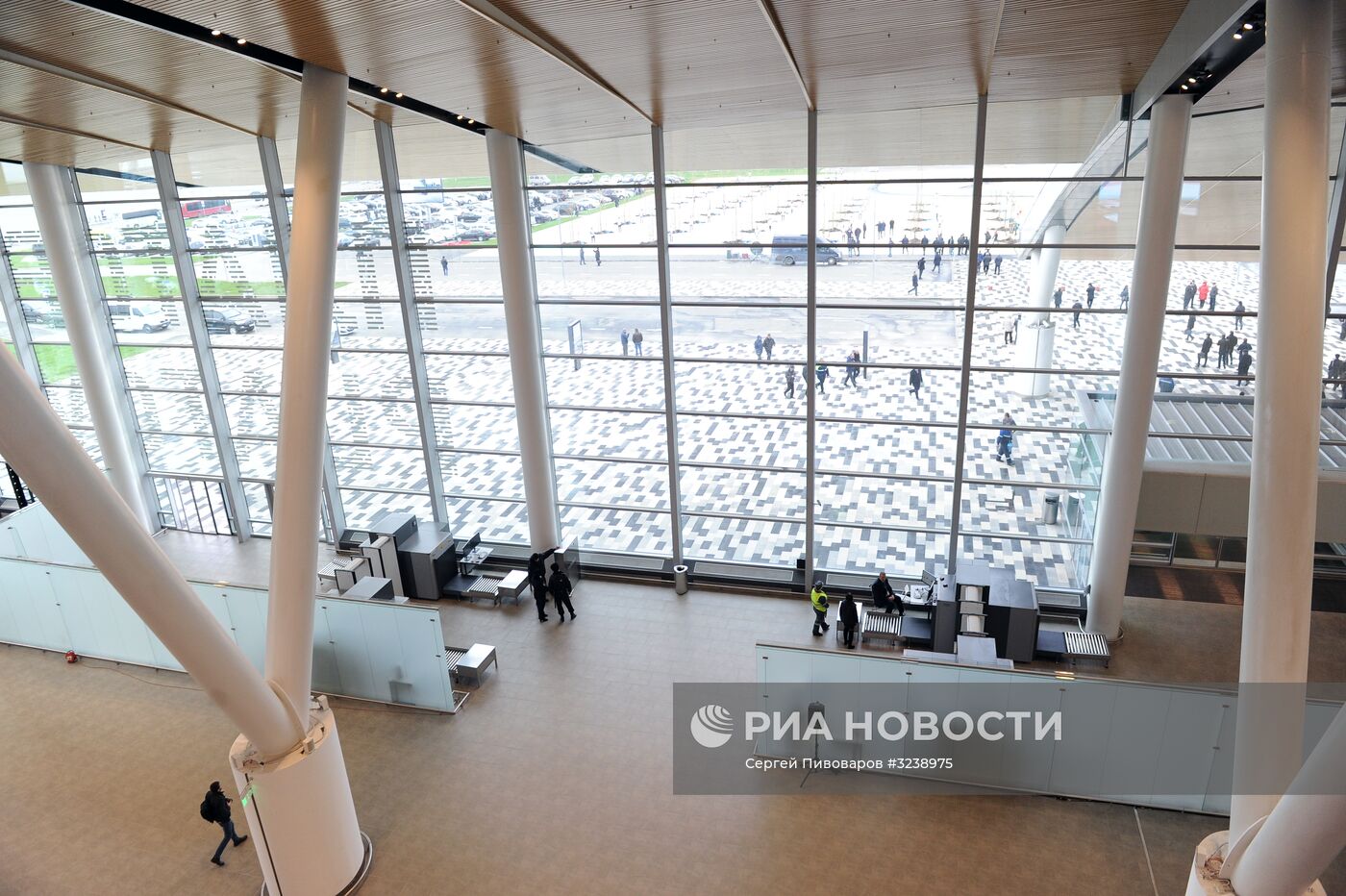 Первый рейс в новом аэропорту "Платов" в Ростове-на-Дону