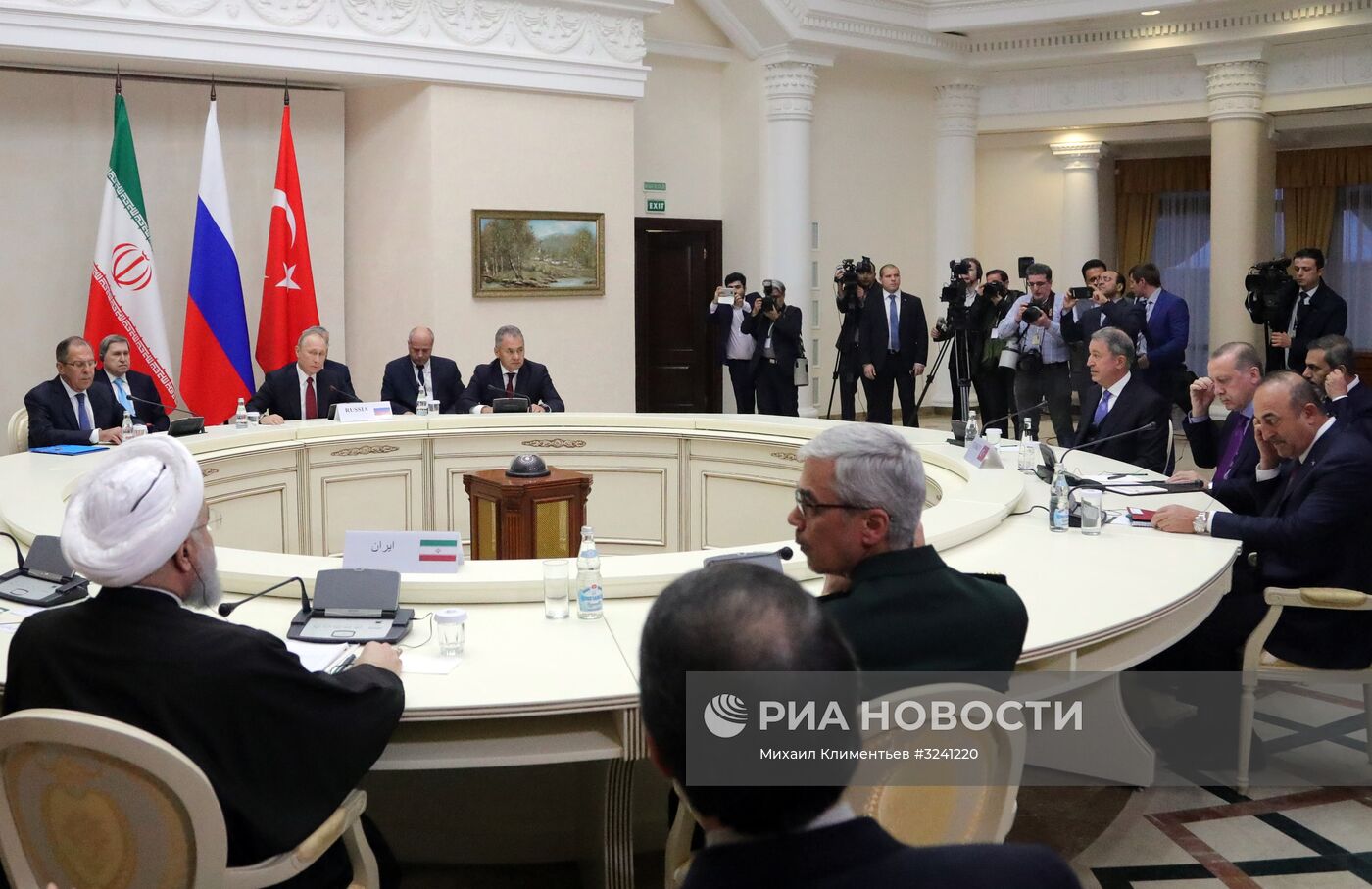 Встреча президента РФ В. Путина с президентом Ирана Х. Рухани и президентом Турции Р. Эрдоганом
