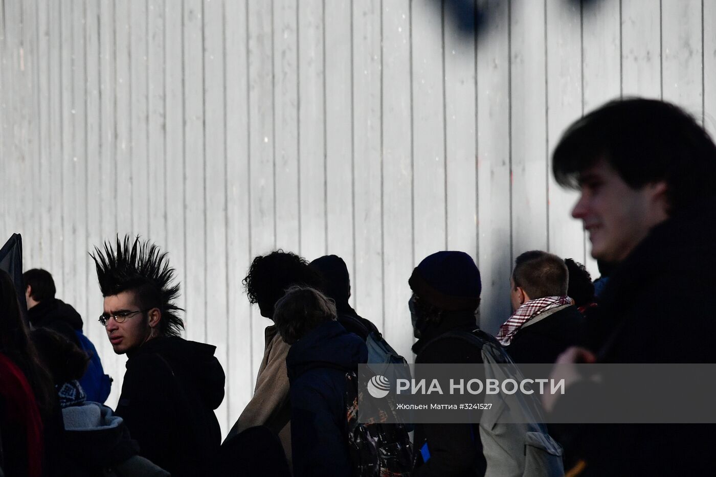 Акция против реформы образования в Париже