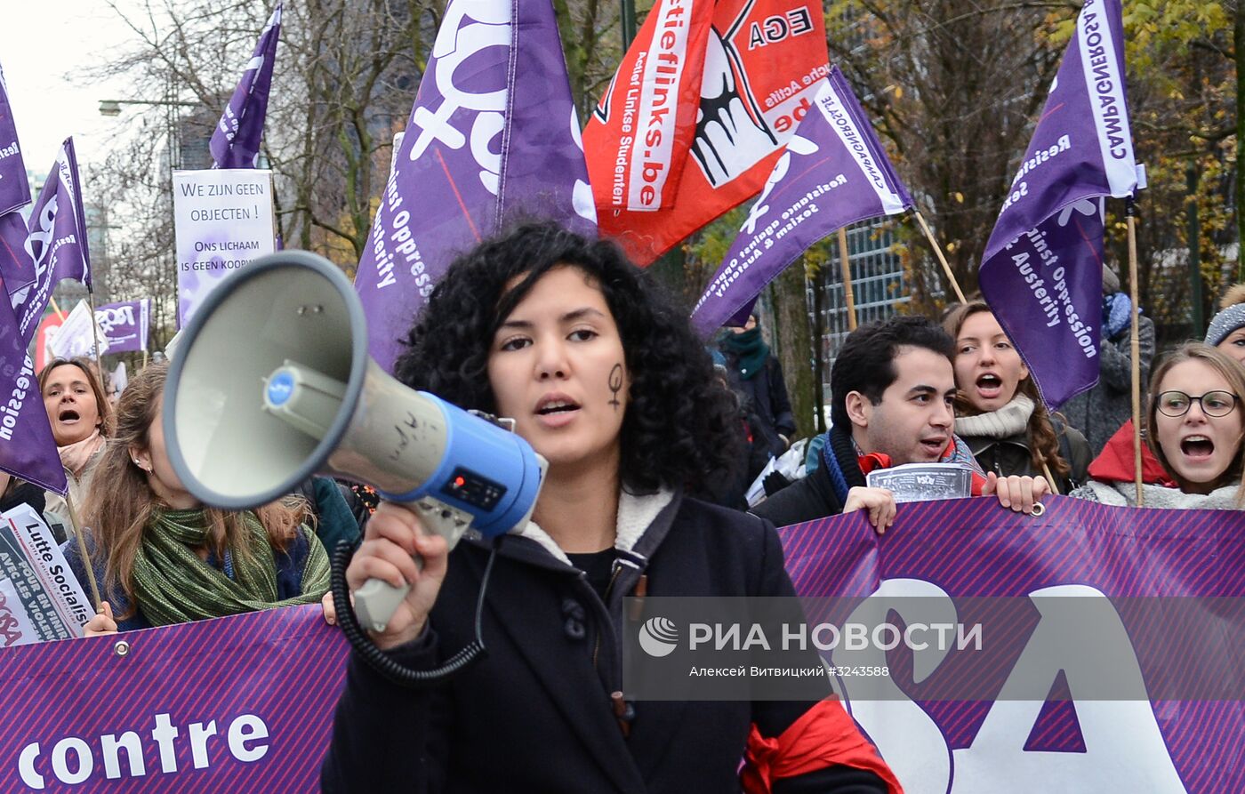 Акция против насилия в отношении женщин в Брюсселе