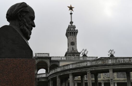 Северный речной вокзал в Москве