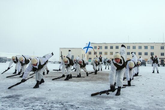Тренировочная площадка для морских пехотинцев в Мурманской области